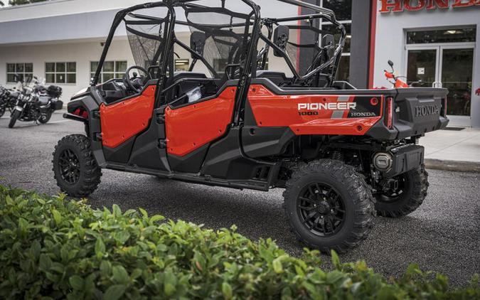 2025 Honda® Pioneer 1000-6 Deluxe Crew