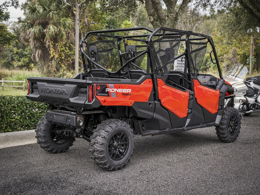 2025 Honda® Pioneer 1000-6 Deluxe Crew