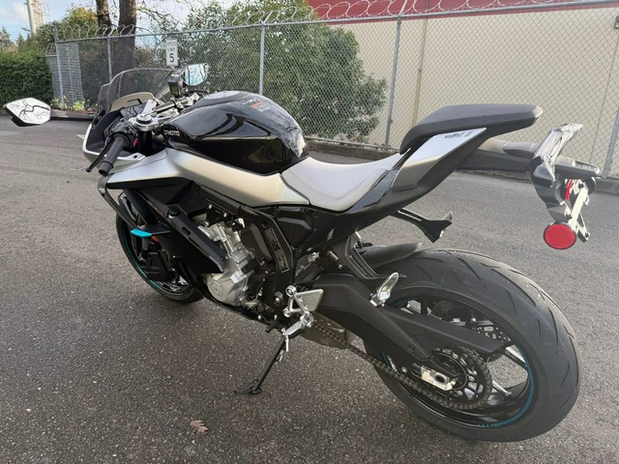 2026 CFMOTO SS 675