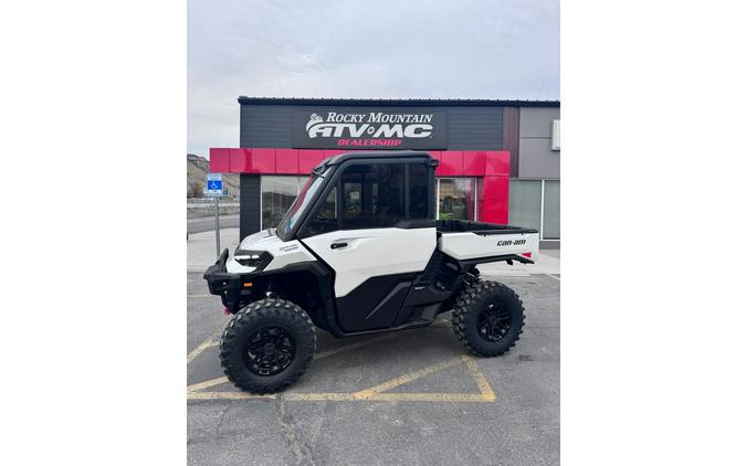 2026 Can-Am Defender Limited HD11