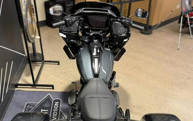 2026 Harley-Davidson® FLTRT - Road Glide® 3
