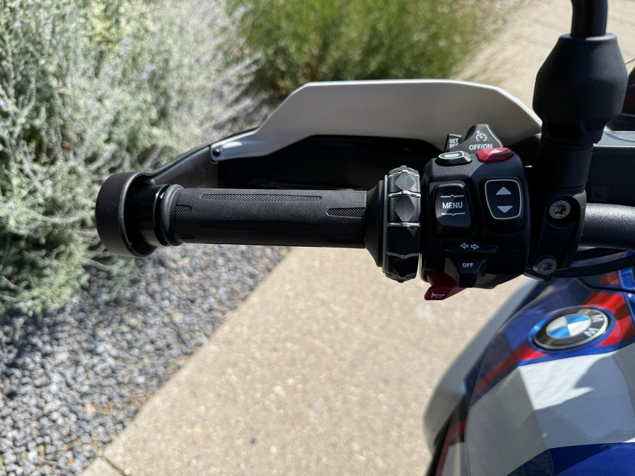2025 BMW Motorrad R 1300 GS Racing Blue Metallic