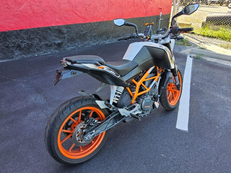 2016 KTM 390 Duke