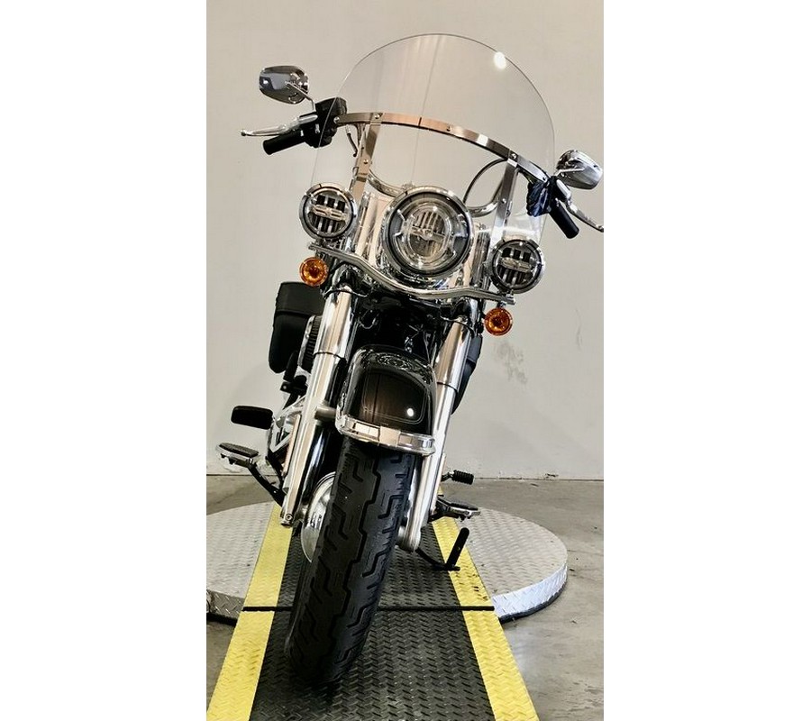 2022 Harley-Davidson® FLHCS - Heritage Classic 114