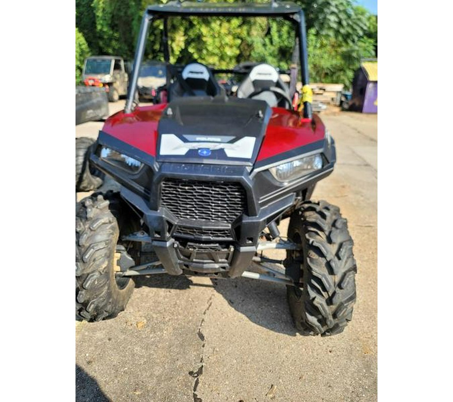 2015 Polaris® RZR® 900 EPS Trail Sunset Red