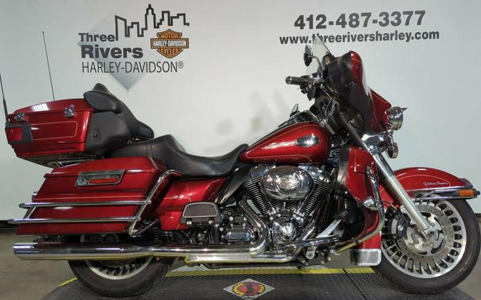 2010 Harley-Davidson® Electra Glide® Ultra Classic® Red Hot Sunglo