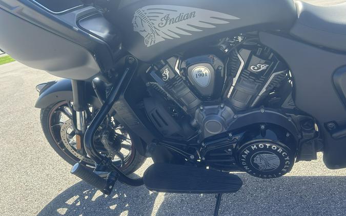 2020 Indian Motorcycle Challenger Dark Horse