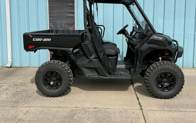 2026 Can-Am Defender XT HD11 With 10.25 in.display