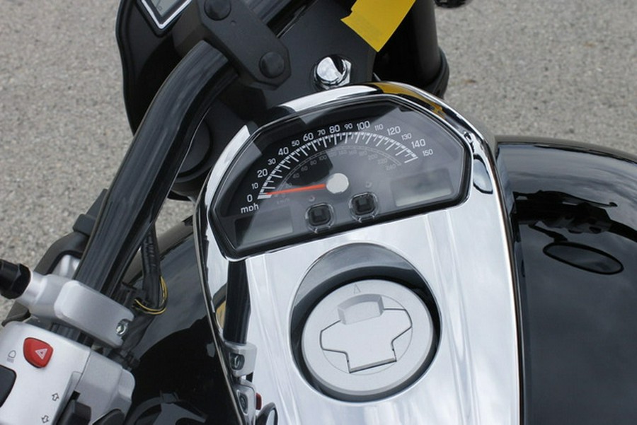 2025 Suzuki Boulevard M109R