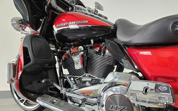 2021 Harley-Davidson® FLHTCUTGSE - CVO™ Tri Glide®