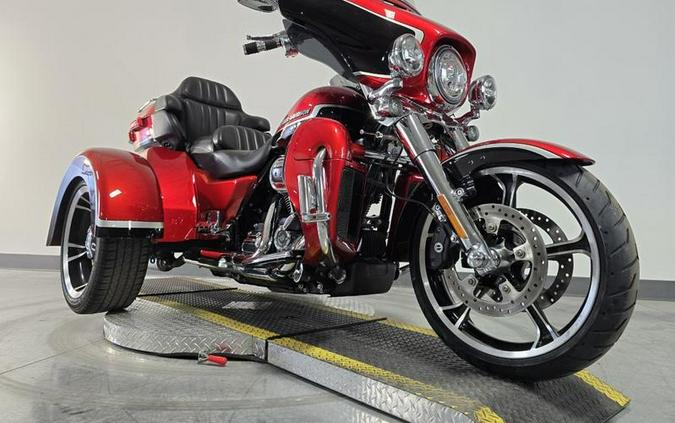 2021 Harley-Davidson® FLHTCUTGSE - CVO™ Tri Glide®