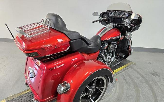 2021 Harley-Davidson® FLHTCUTGSE - CVO™ Tri Glide®