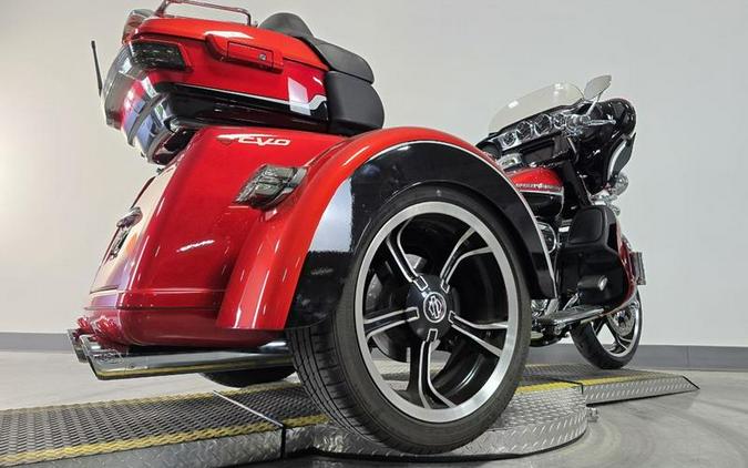 2021 Harley-Davidson® FLHTCUTGSE - CVO™ Tri Glide®