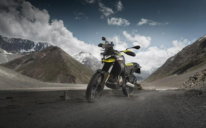 2022 Aprilia Tuareg 660