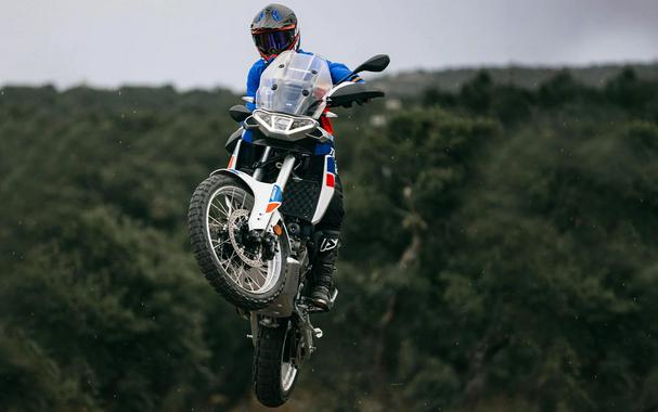 2022 Aprilia Tuareg 660