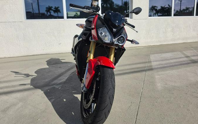 2018 BMW S 1000 R