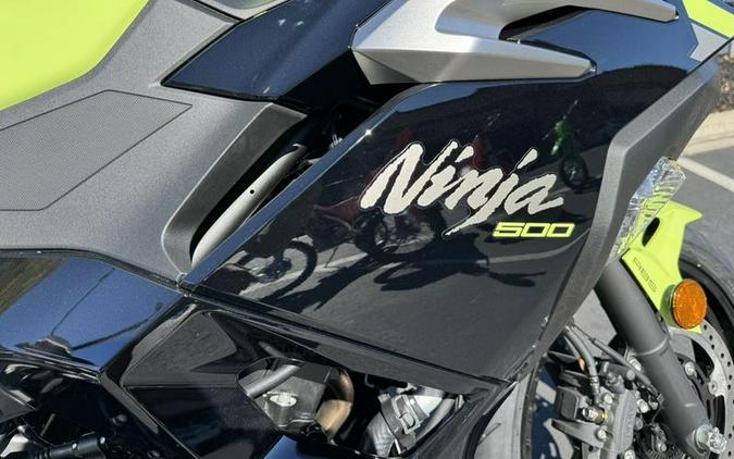 2026 Kawasaki Ninja® 500 ABS Metallic Yellowish Green/Ebony
