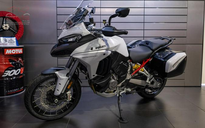 2023 Ducati Multistrada V4S Iceberg White - Spoked Wheels