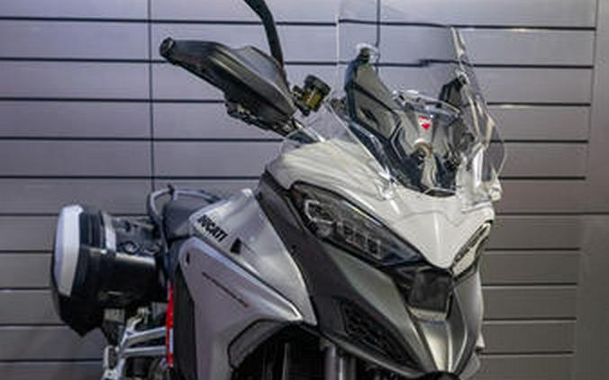 2023 Ducati Multistrada V4S Iceberg White - Spoked Wheels