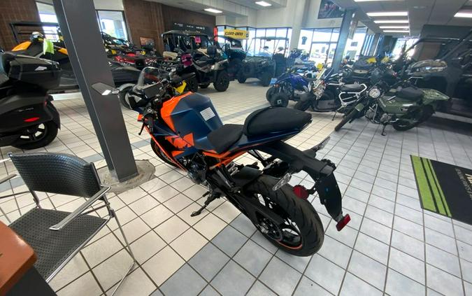 2023 KTM RC 390