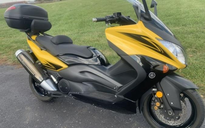 2009 Yamaha TMAX Cadmium Yellow