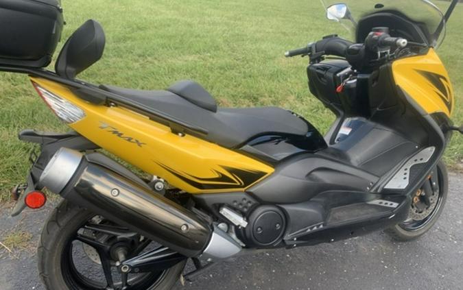 2009 Yamaha TMAX Cadmium Yellow