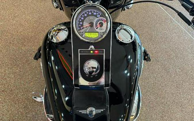 2005 Harley-Davidson FLSTN/FLSTNI Softail® Deluxe
