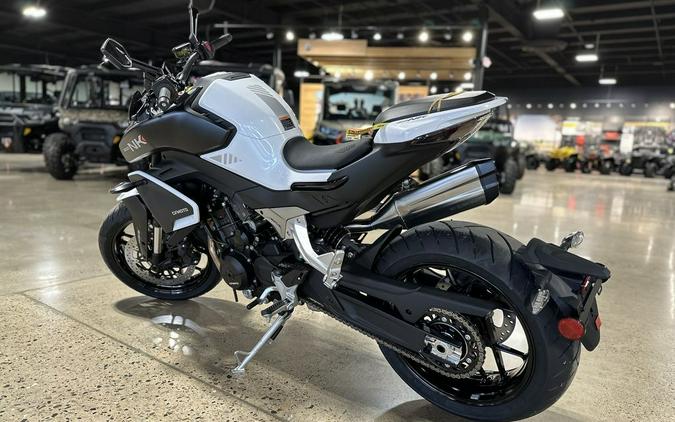 2024 CFMOTO 800NK