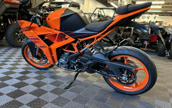 2024 KTM RC 390