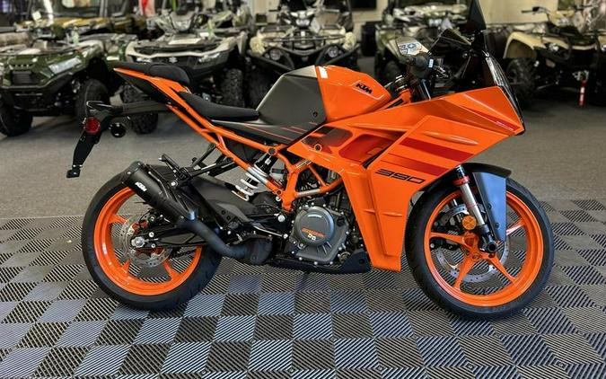 2024 KTM RC 390