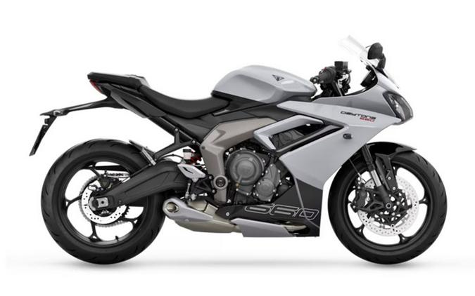 2025 Triumph Daytona 660 Snowdonia White/Sapphire Black