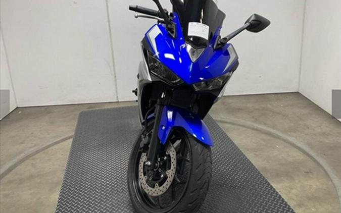 2016 Yamaha YZF-R3