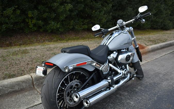 2025 Breakout – Chrome Muscle Cruiser