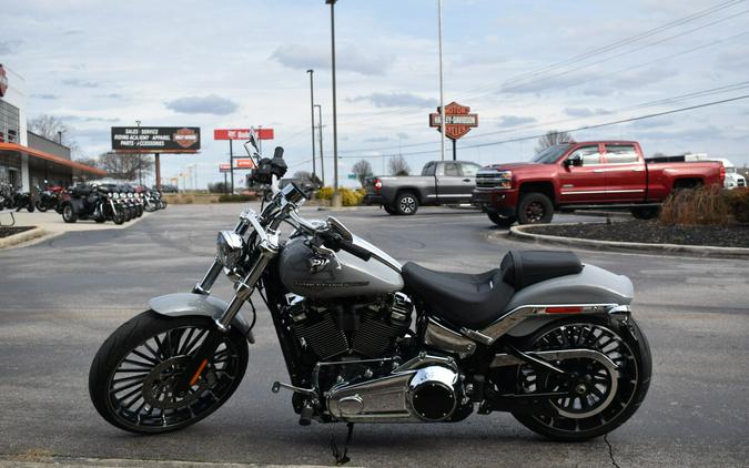 2025 Breakout – Chrome Muscle Cruiser