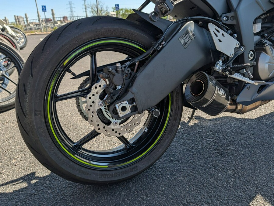 2023 Kawasaki Ninja ZX-6R ABS