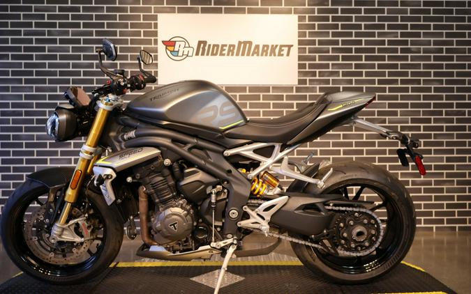 2022 Triumph Speed Triple 1200 RS