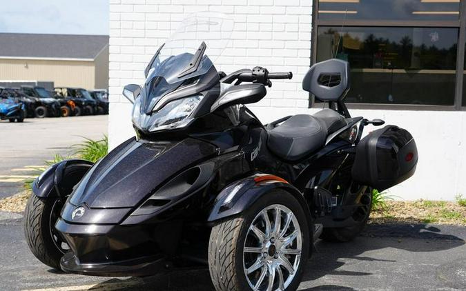 2013 Can-Am® Spyder® ST Limited
