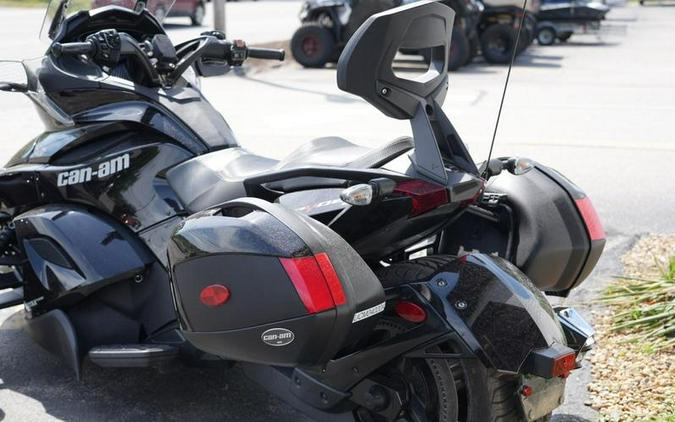 2013 Can-Am® Spyder® ST Limited
