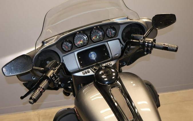 2019 Harley-Davidson CVO Limited FLHTKSE