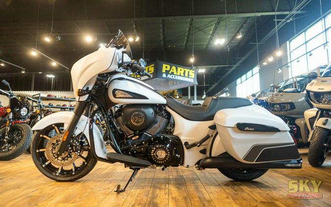 2024 Indian Chieftain Dark Horse Ghost White Metallic Smoke