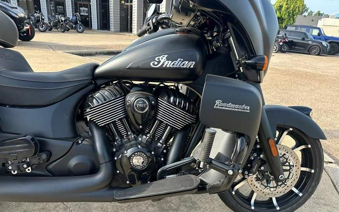 2023 Indian Motorcycle® Roadmaster® Dark Horse® Black Smoke