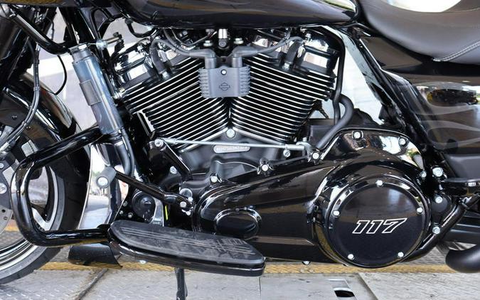 2025 Harley-Davidson® FLTRX - Road Glide®