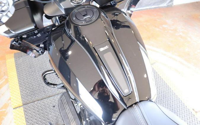 2025 Harley-Davidson® FLTRX - Road Glide®