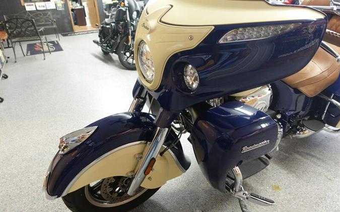 2016 Indian Roadmaster Springfield Blue and Ivory Cream