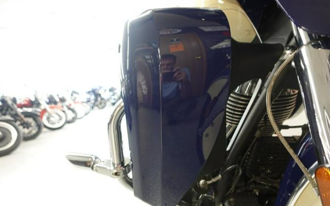 2016 Indian Roadmaster Springfield Blue and Ivory Cream