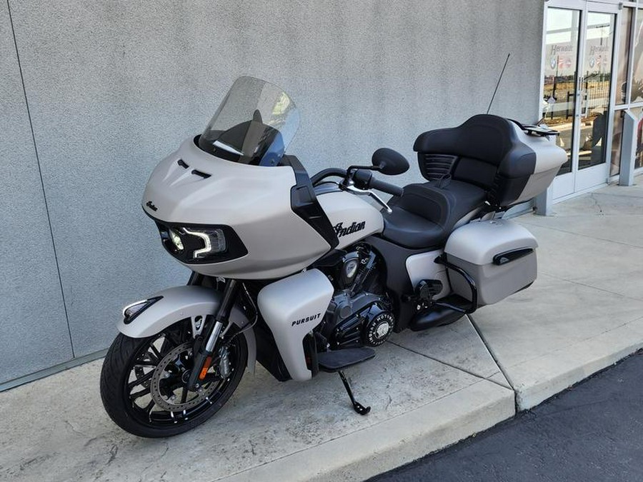 2023 Indian Motorcycle® Pursuit Dark Horse Silver Quartz Smoke