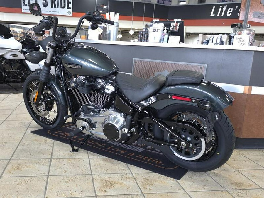 2025 Harley-Davidson® FXBB - Street Bob®