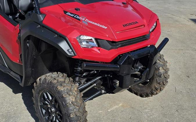 2025 Honda Pioneer 1000-6 Crew Deluxe