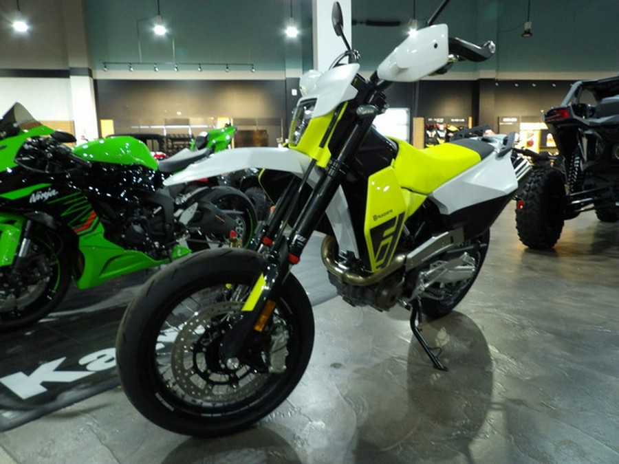 2026 Husqvarna 701 Supermoto 701