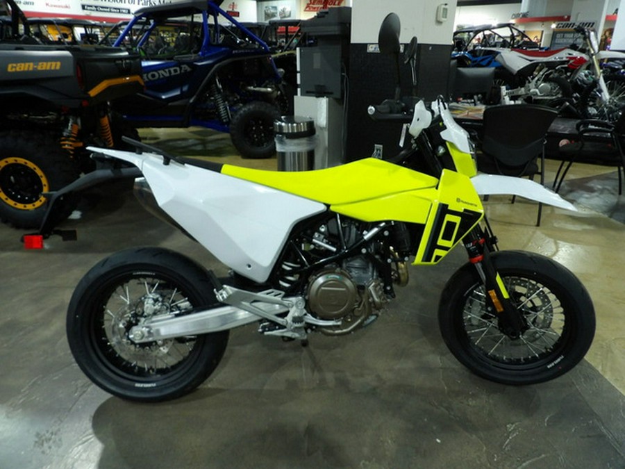 2026 Husqvarna 701 Supermoto 701